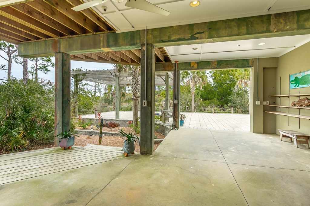 1723 Kingfisher Rd, St. George Island 32328