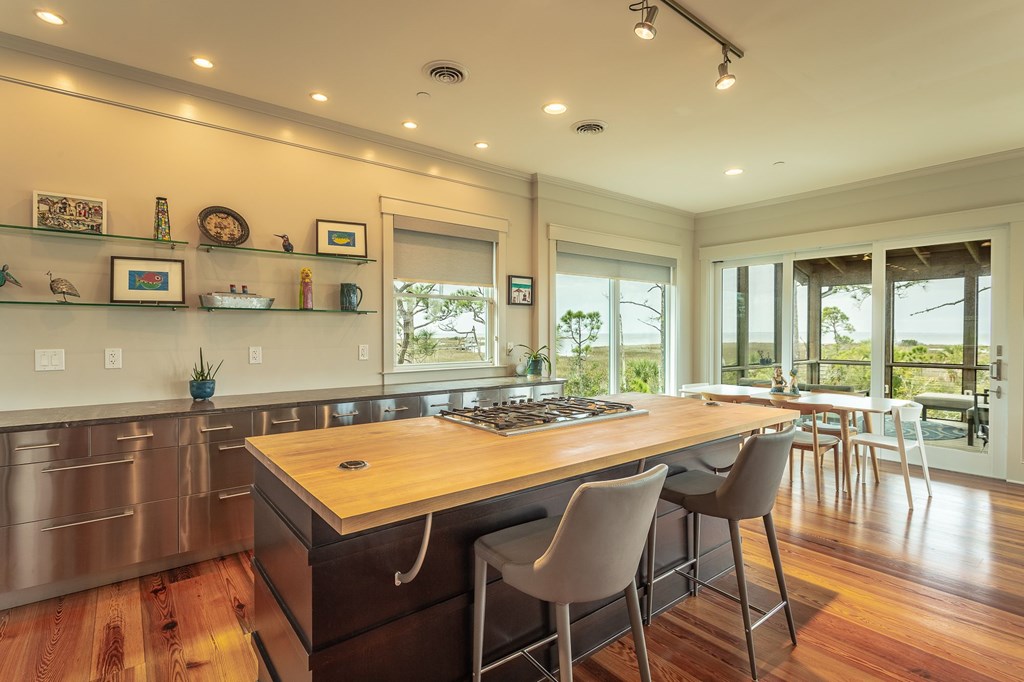 1723 Kingfisher Rd, St. George Island 32328