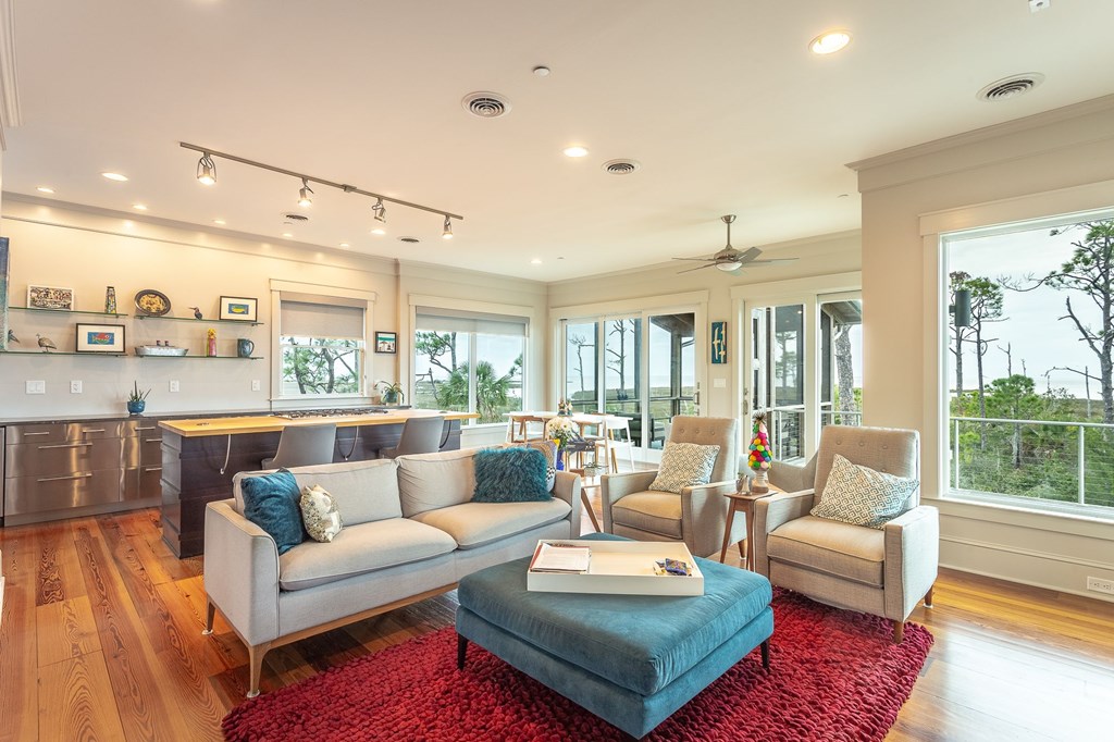 1723 Kingfisher Rd, St. George Island 32328