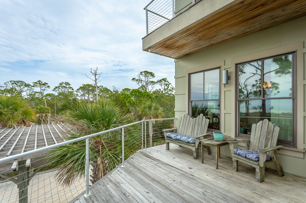 1723 Kingfisher Rd, St. George Island 32328