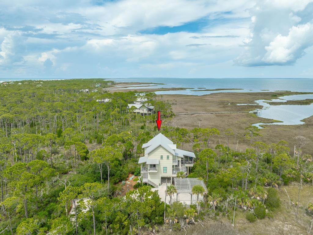 1723 Kingfisher Rd, St. George Island 32328