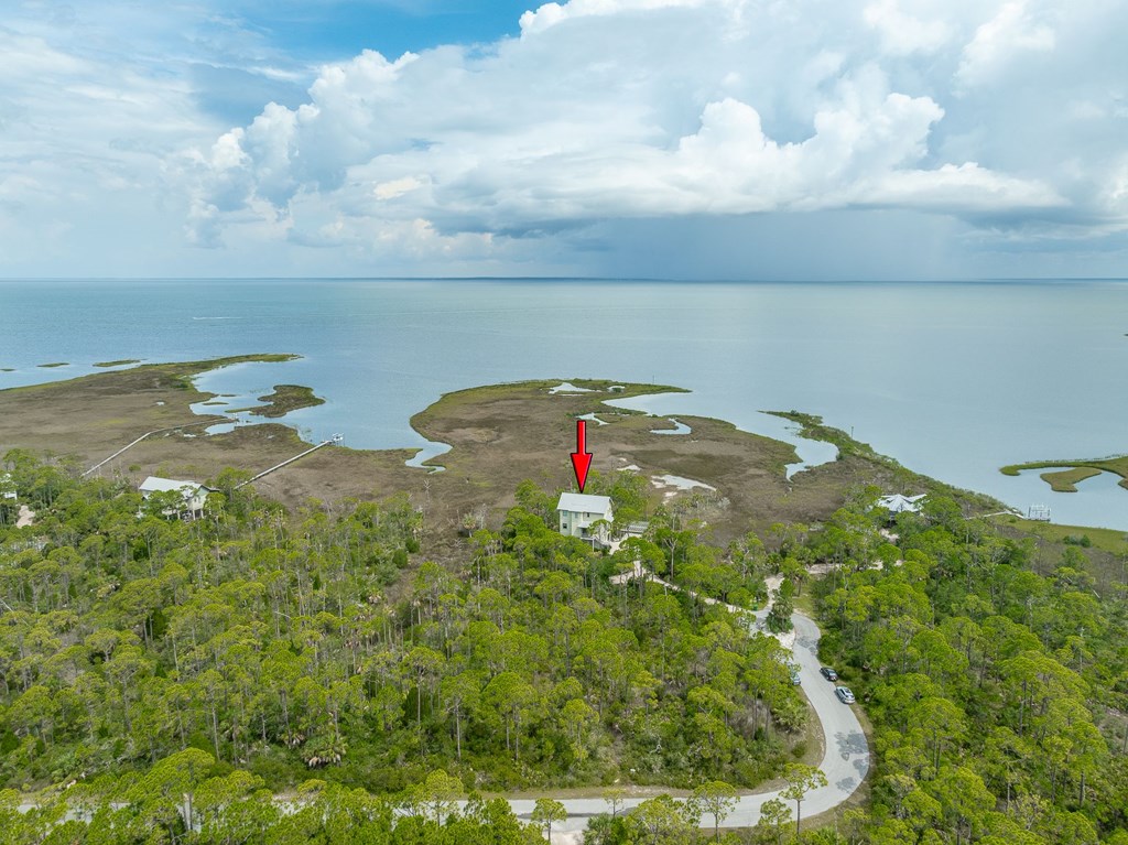 1723 Kingfisher Rd, St. George Island 32328