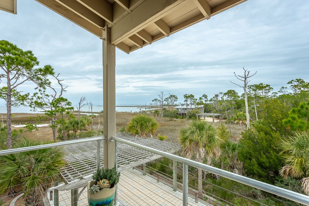 1723 Kingfisher Rd, St. George Island 32328