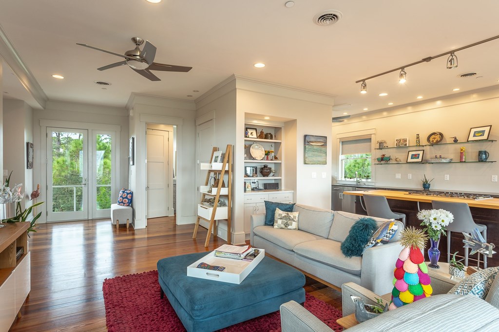 1723 Kingfisher Rd, St. George Island 32328