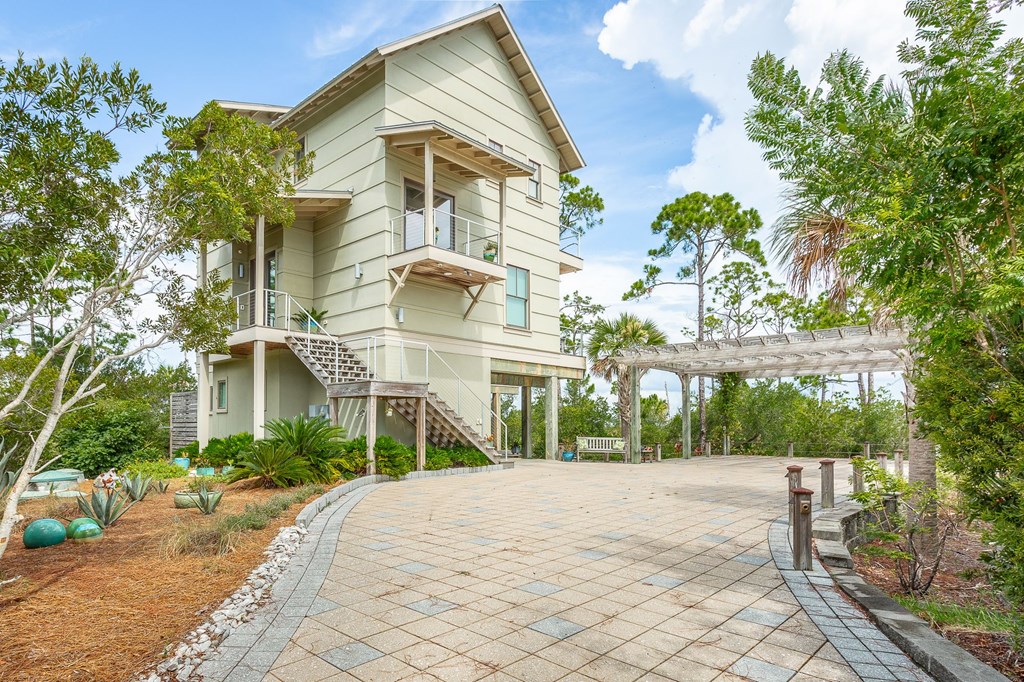 1723 Kingfisher Rd, St. George Island 32328