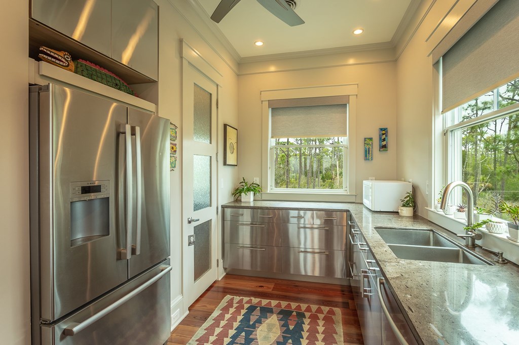 1723 Kingfisher Rd, St. George Island 32328