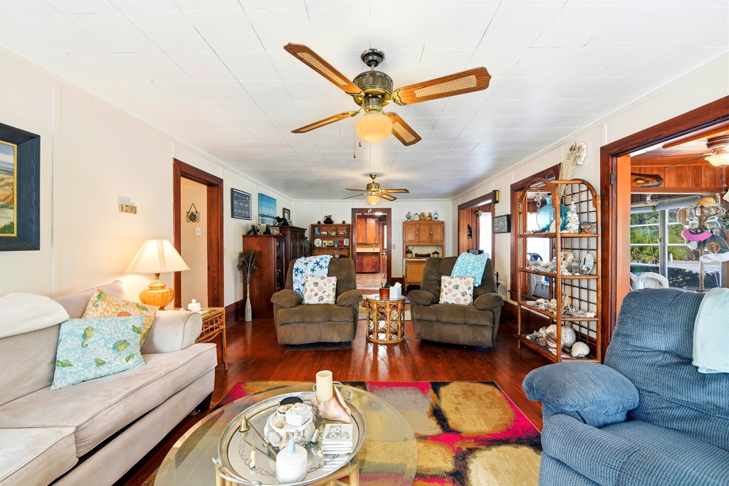 1115 Tallahassee St, 32322