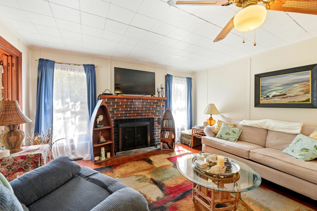 1115 Tallahassee St, 32322