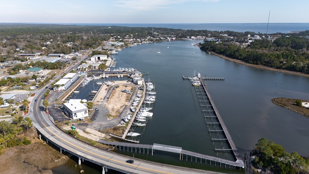 1115 Tallahassee St, 32322