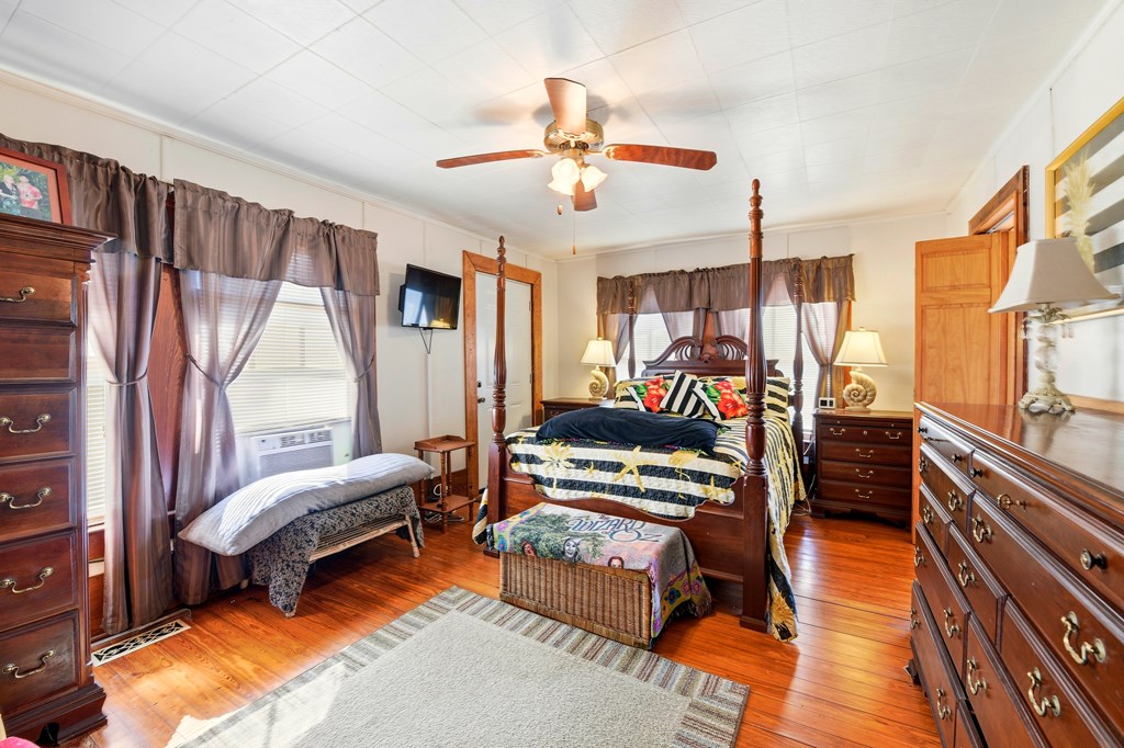 1115 Tallahassee St, 32322