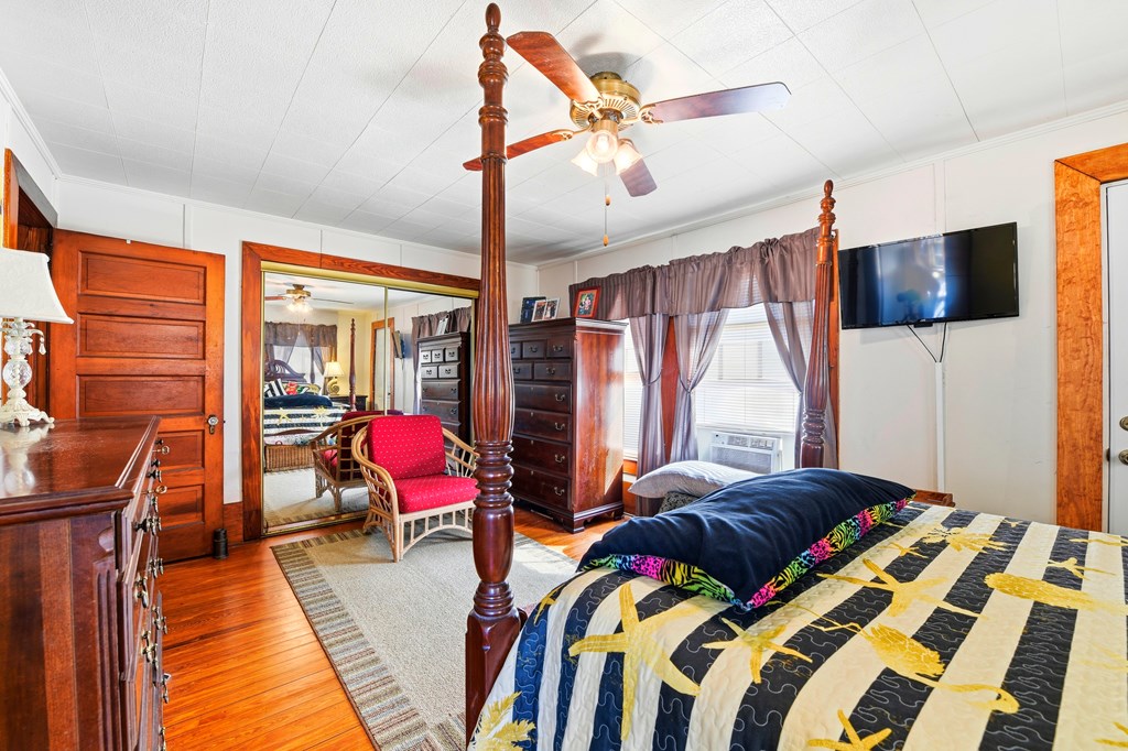 1115 Tallahassee St, 32322