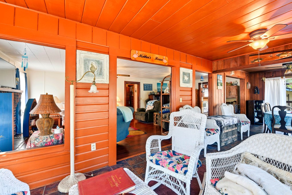 1115 Tallahassee St, 32322