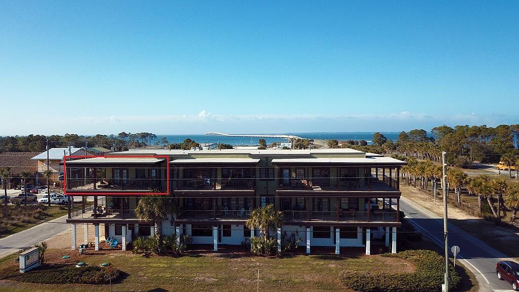 112 Franklin Blvd # 301, St. George Island 32328 Unit: 301