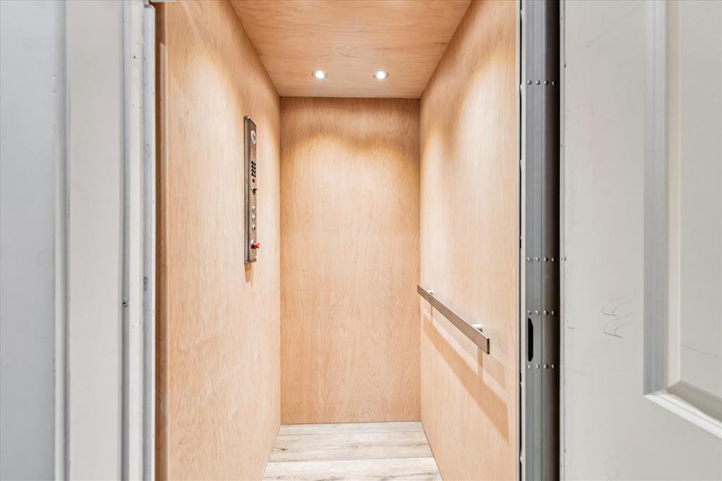 617 W Gulf Beach Dr, St. George Island 32328