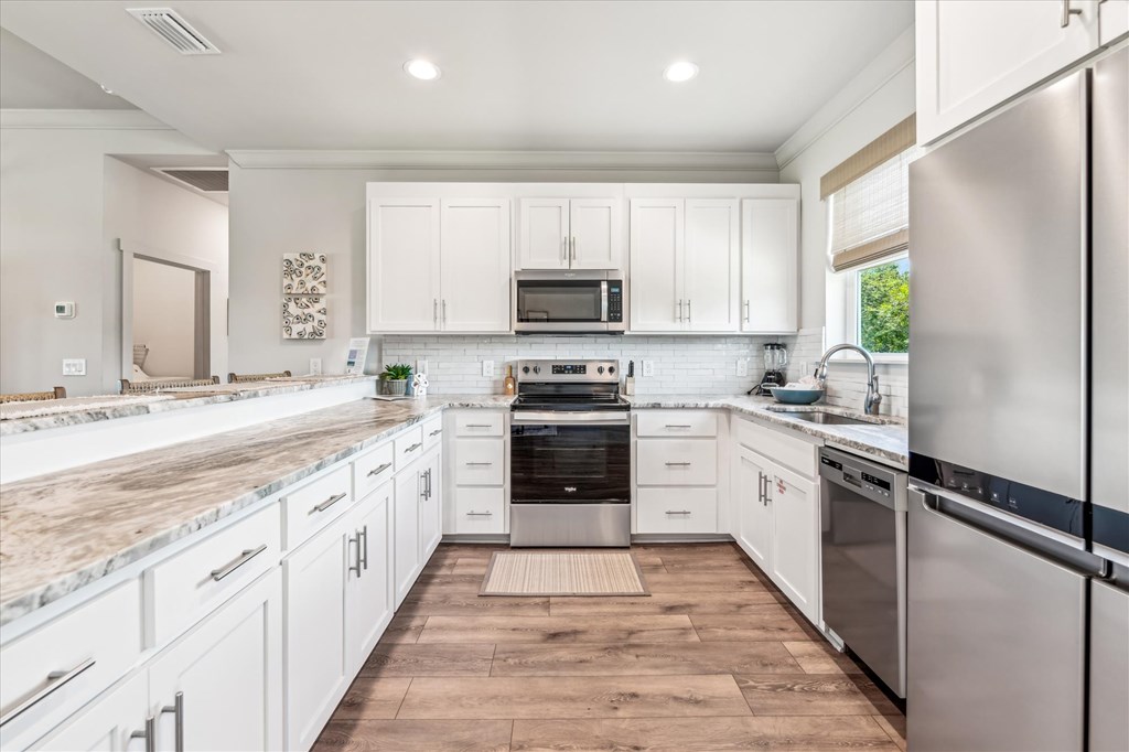 617 W Gulf Beach Dr, St. George Island 32328