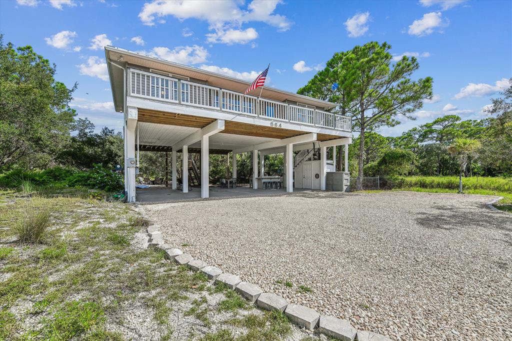 617 W Gulf Beach Dr, St. George Island 32328