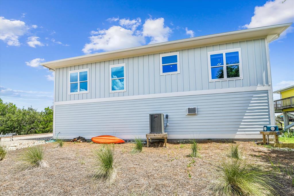 617 W Gulf Beach Dr, St. George Island 32328