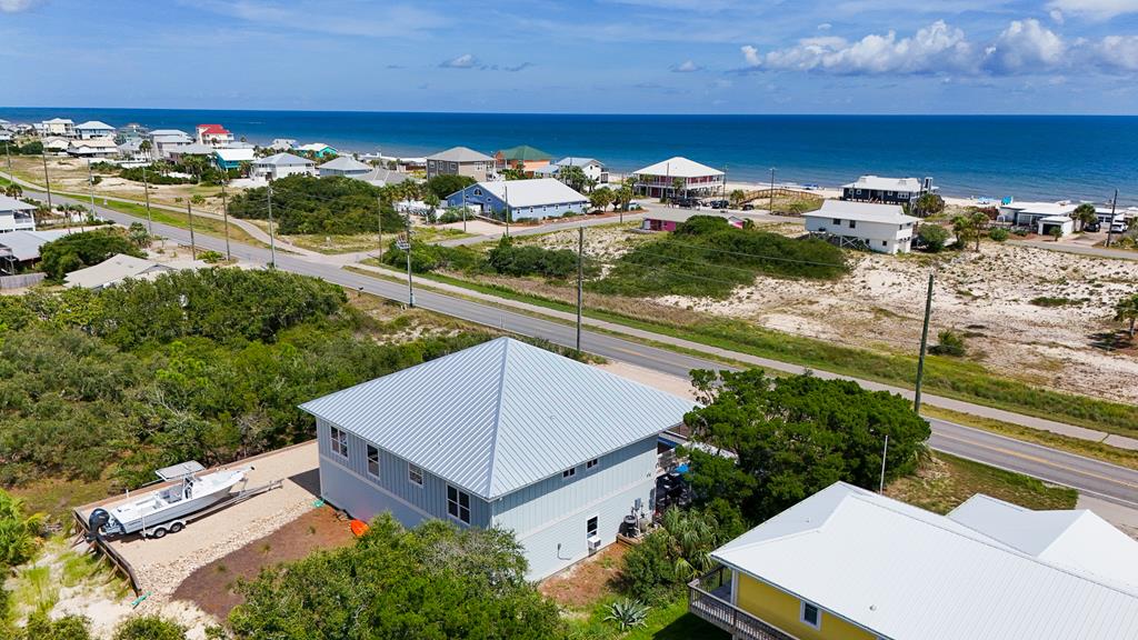 617 W Gulf Beach Dr, St. George Island 32328