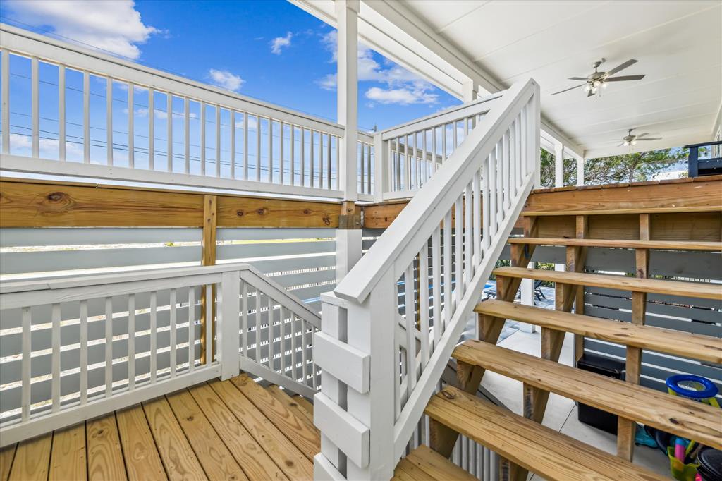 617 W Gulf Beach Dr, St. George Island 32328