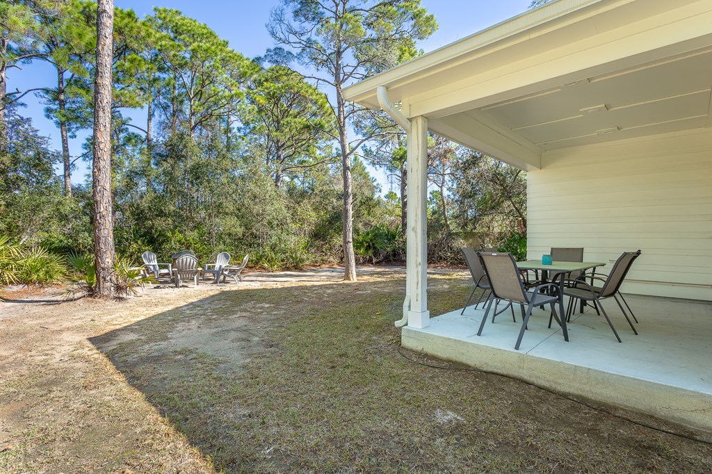 149 Las Brisas Dr, 32328