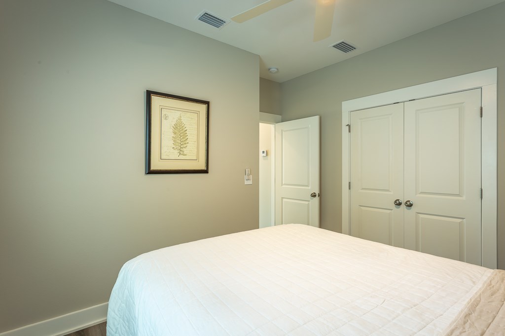 149 Las Brisas Dr, 32328