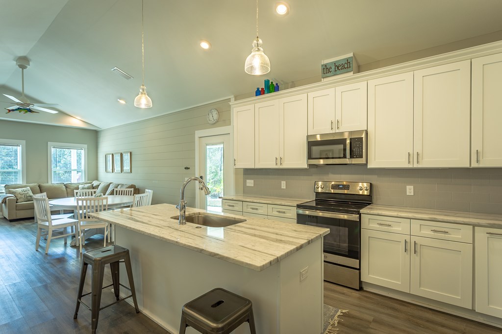 149 Las Brisas Dr, 32328