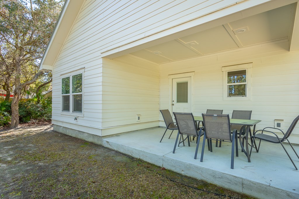 149 Las Brisas Dr, 32328