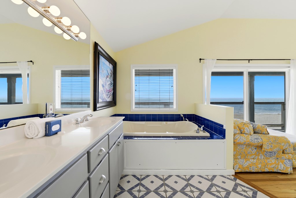 2248 Sailfish Dr, St. George Island 32328