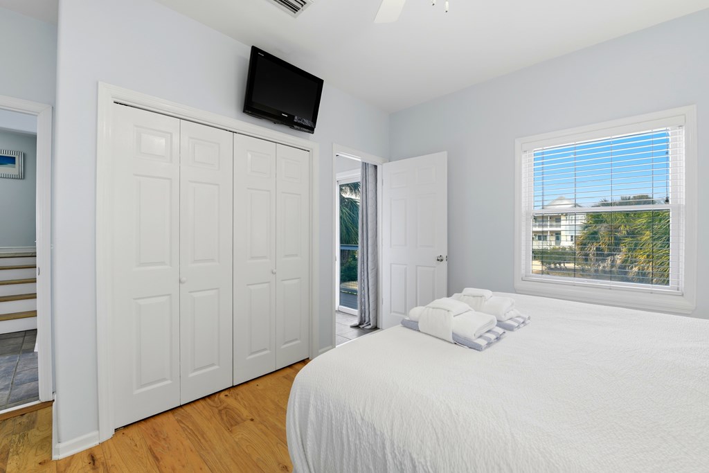 2248 Sailfish Dr, St. George Island 32328