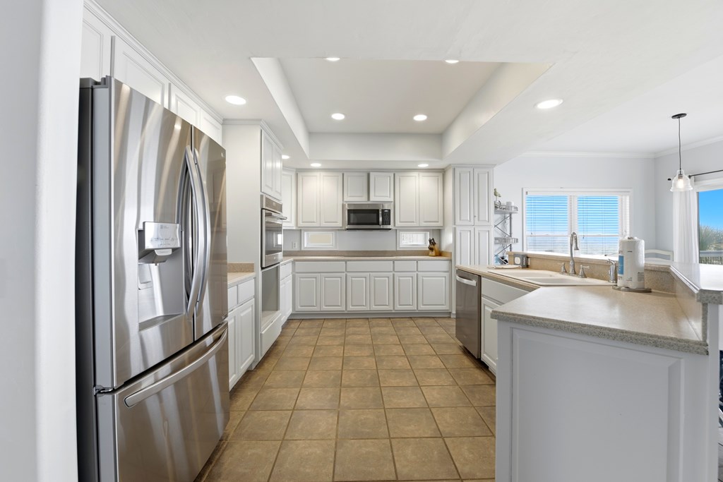 2248 Sailfish Dr, St. George Island 32328