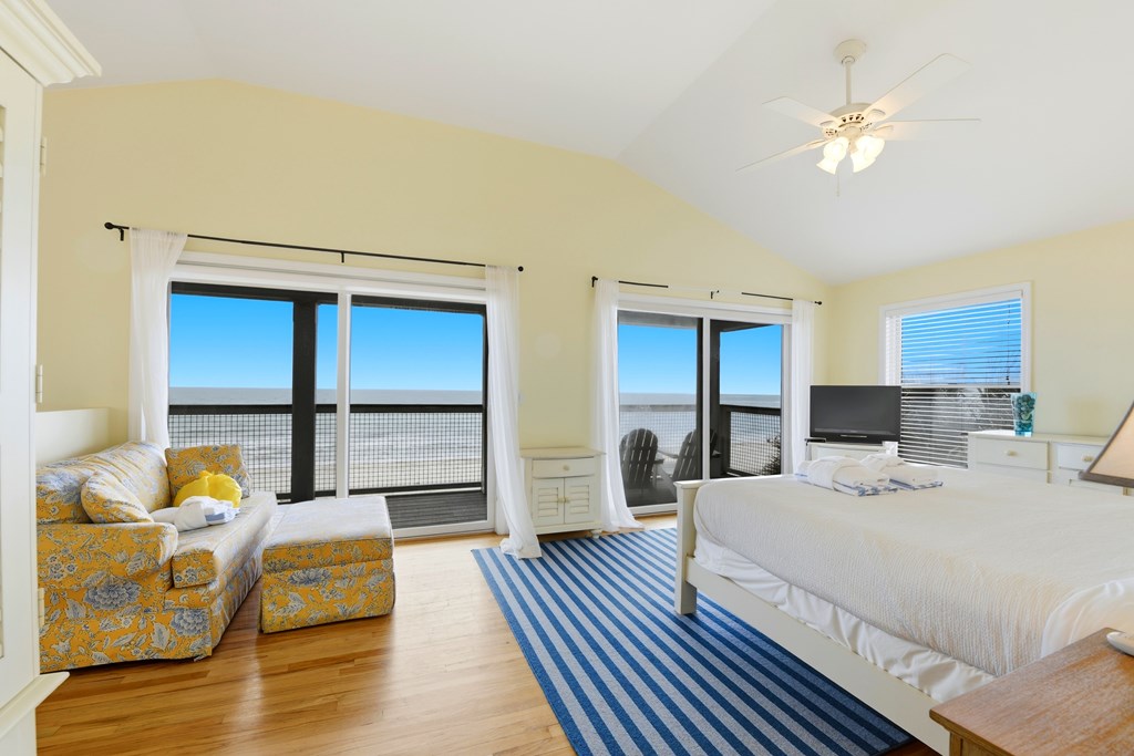 2248 Sailfish Dr, St. George Island 32328