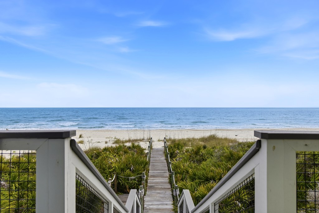 2248 Sailfish Dr, St. George Island 32328