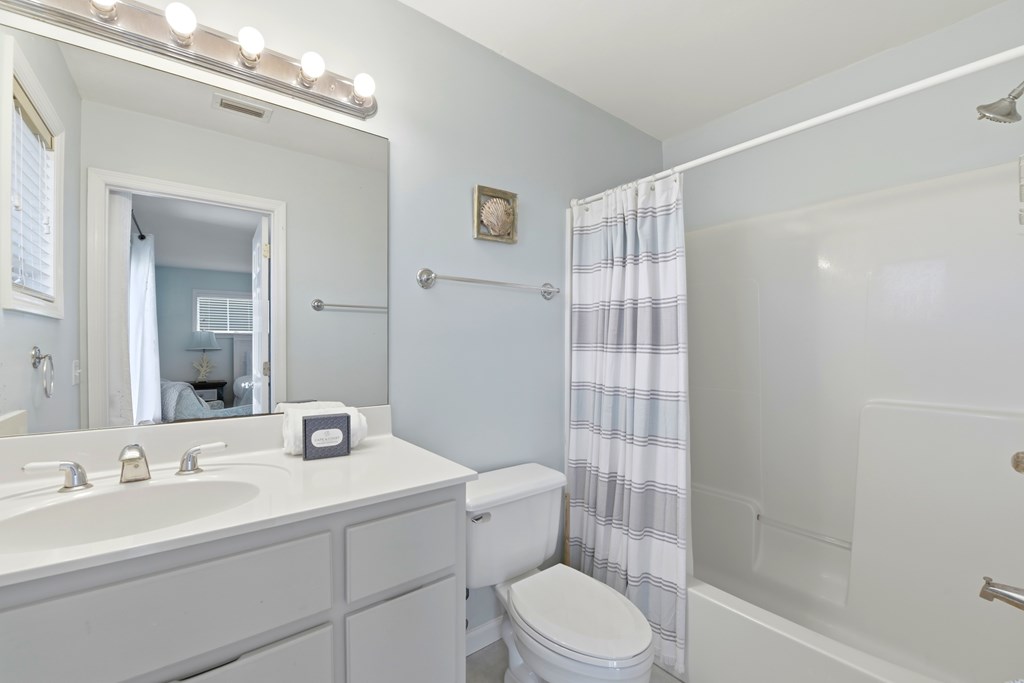 2248 Sailfish Dr, St. George Island 32328