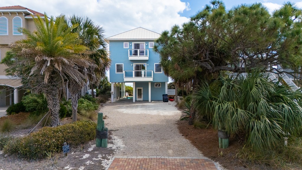 2248 Sailfish Dr, St. George Island 32328