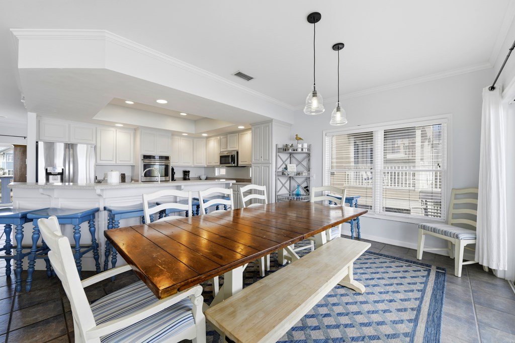 2248 Sailfish Dr, St. George Island 32328