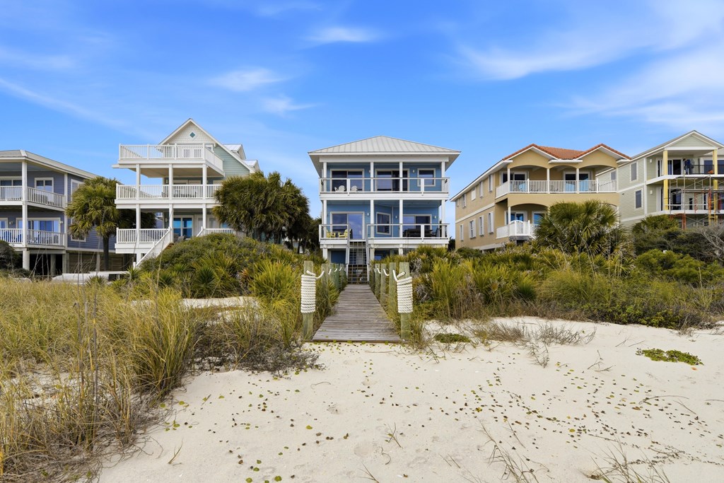 2248 Sailfish Dr, St. George Island 32328
