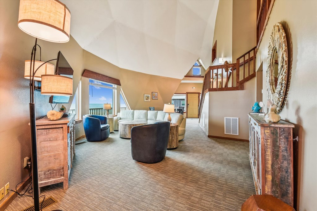 1028 W Gorrie Dr, St. George Island 32328