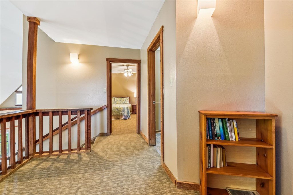 1028 W Gorrie Dr, St. George Island 32328