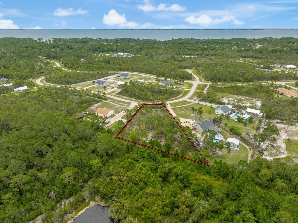 355 Lily Cir., 32328