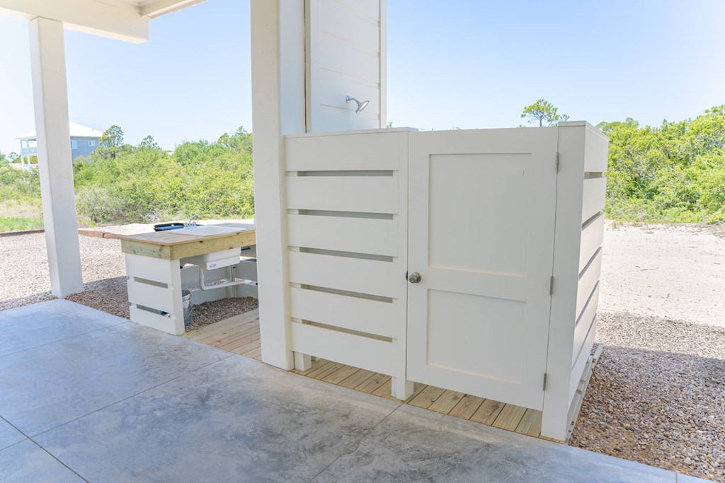 557 W Gulf Beach Dr, St. George Island 32328