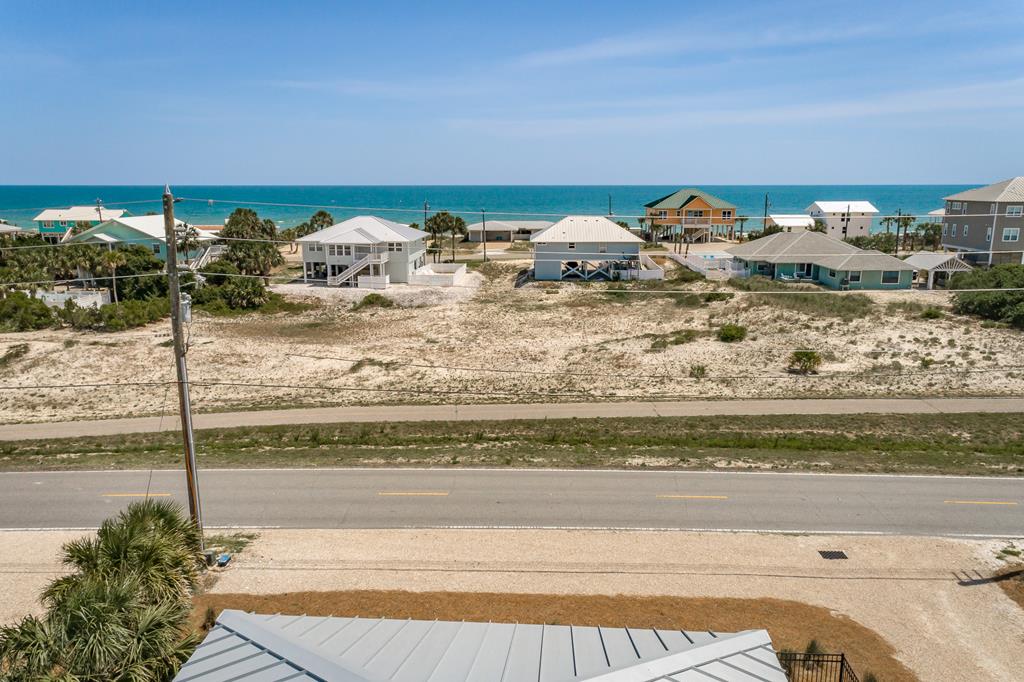 557 W Gulf Beach Dr, St. George Island 32328