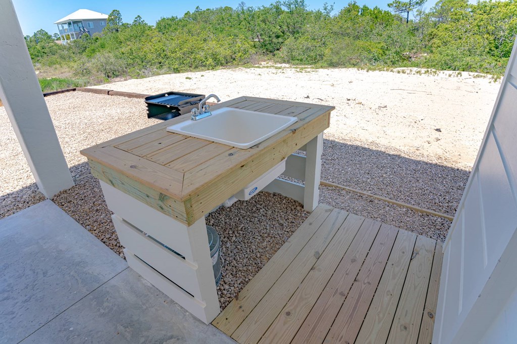 557 W Gulf Beach Dr, St. George Island 32328