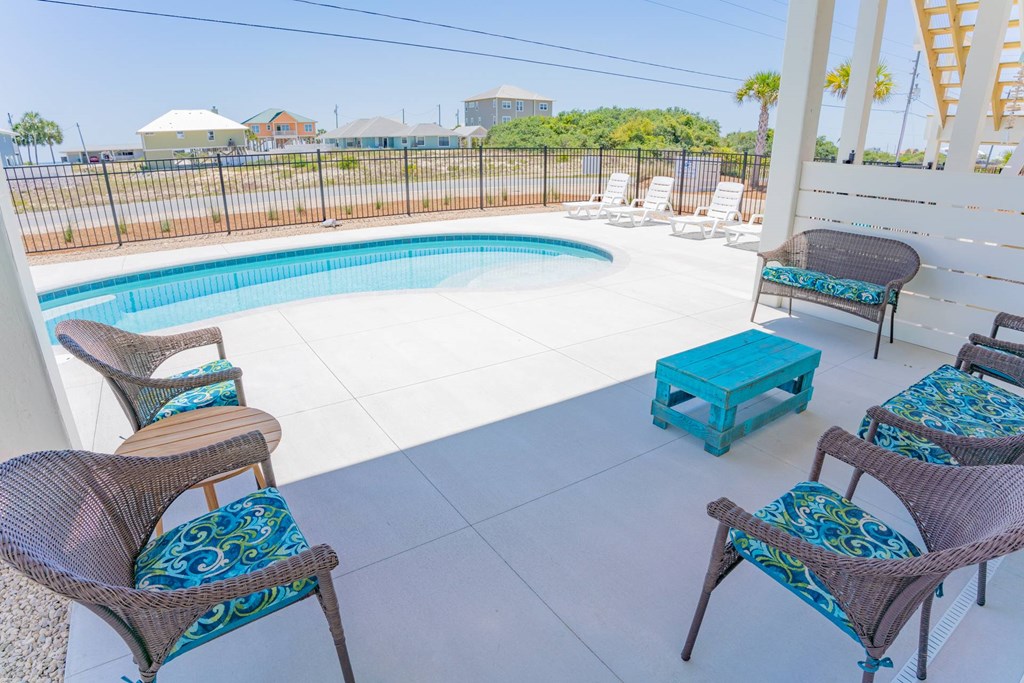 557 W Gulf Beach Dr, St. George Island 32328