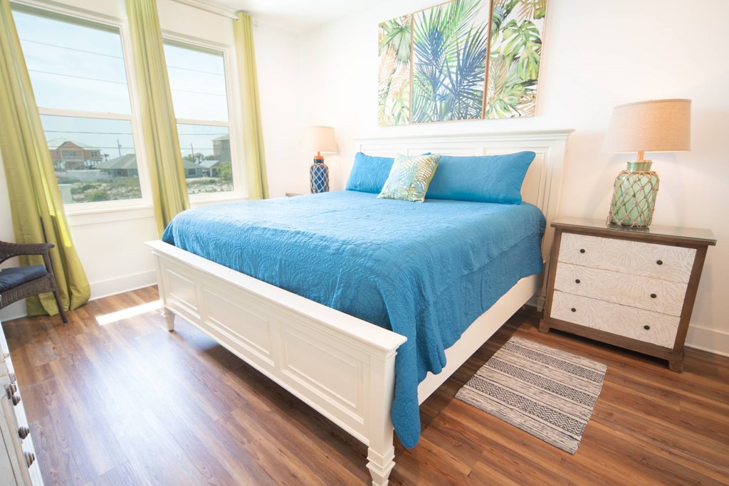 557 W Gulf Beach Dr, St. George Island 32328