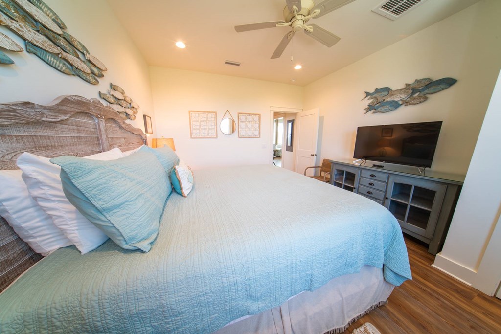 557 W Gulf Beach Dr, St. George Island 32328