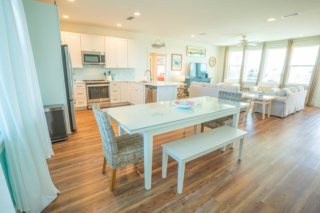 557 W Gulf Beach Dr, St. George Island 32328