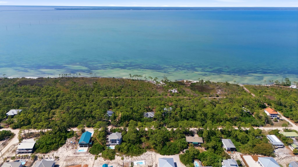 840 E Pine Ave, St. George Island 32328