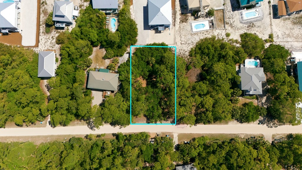 840 E Pine Ave, St. George Island 32328