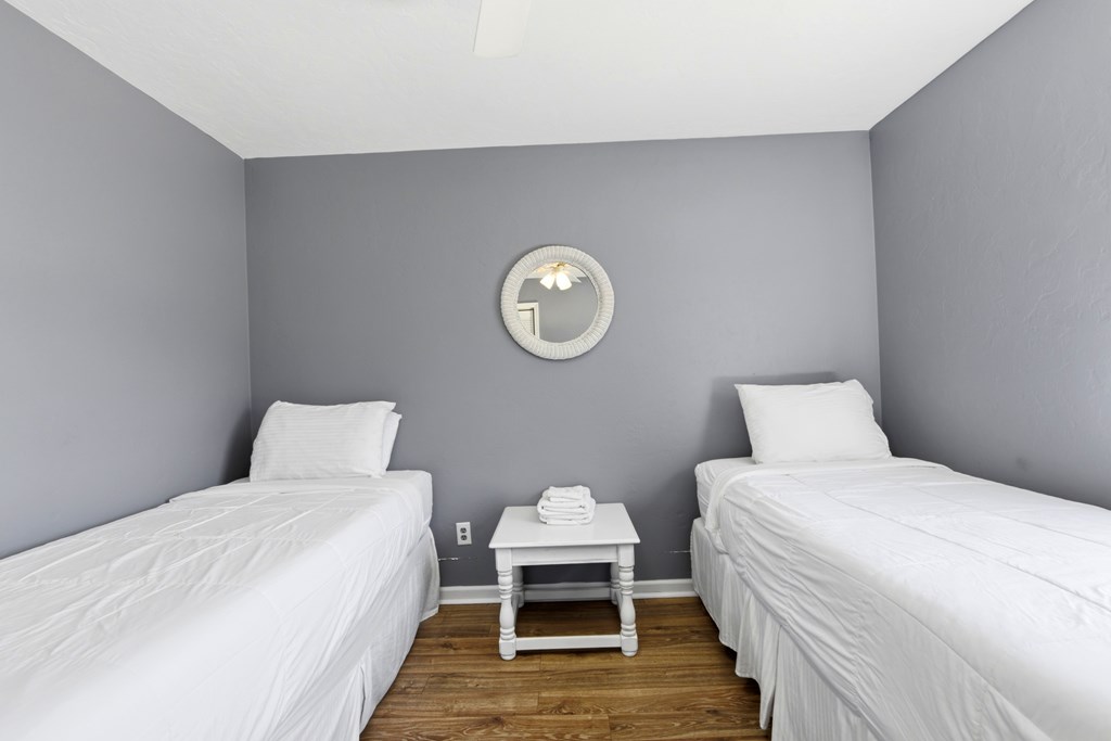 1048 W Bay Shore Dr, St. George Island 32328