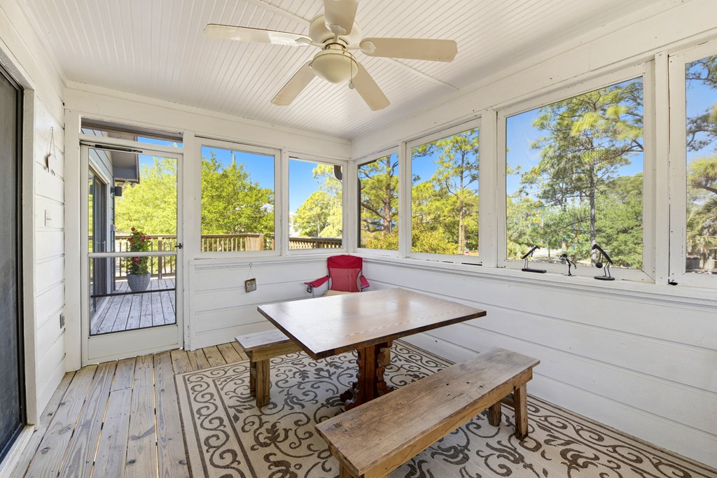 1048 W Bay Shore Dr, St. George Island 32328